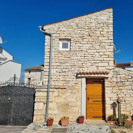 Stone House Mate Appartamento