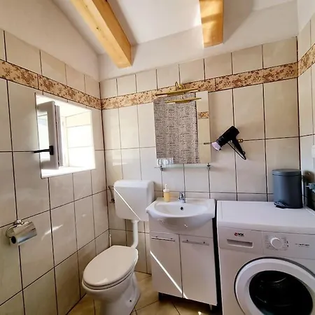 Stone House Mate Апартаменты Ровиньско село